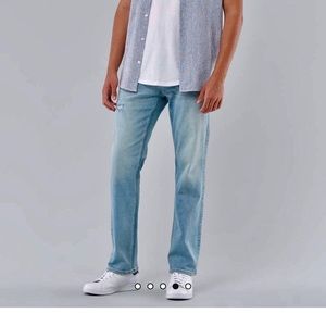 EUC HOLLISTER preppy jeans